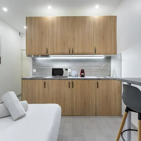 Studio De Charme Au Coeur Des Batignolles Appartamento