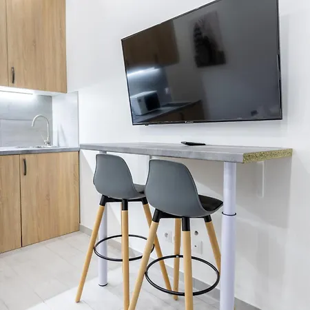 Appartamento Studio De Charme Au Coeur Des Batignolles Parigi